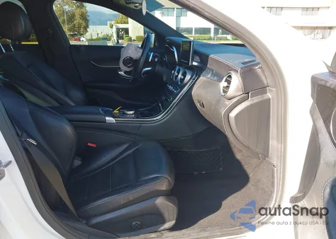 2017 Mercedes-Benz C 300 Sport из США, поврежденный, VIN 55SWF4JB9HU193938